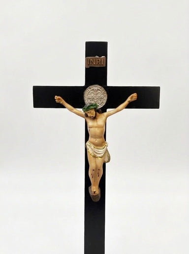 Cristo Medalla de San Benito